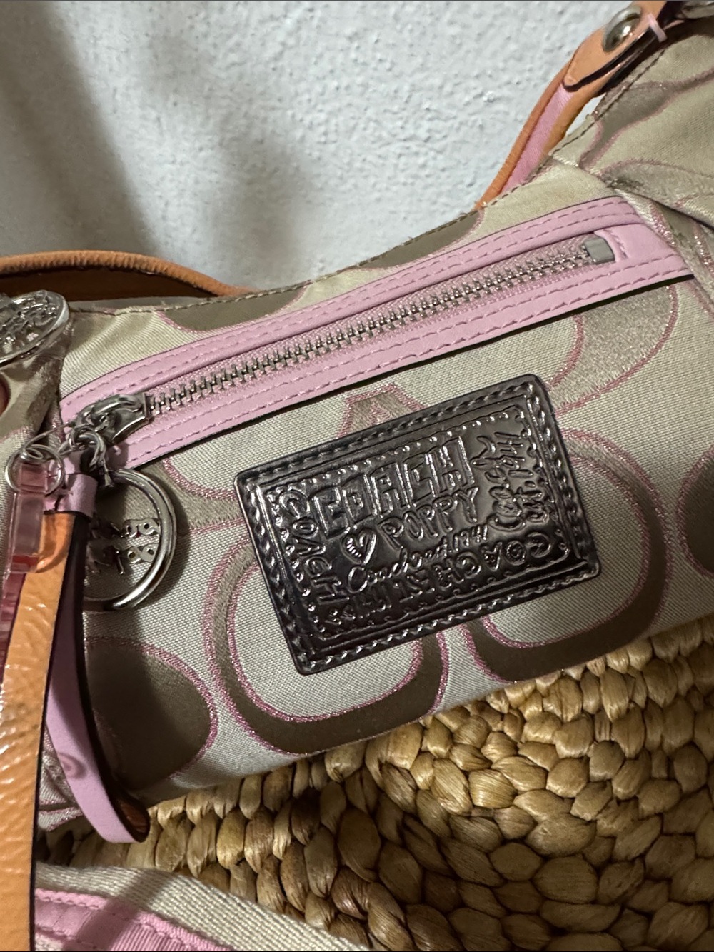 Coach Poppy Beige and Pink Signature Canvas Crossbody Purse - Vintage - Picture 3 of 17